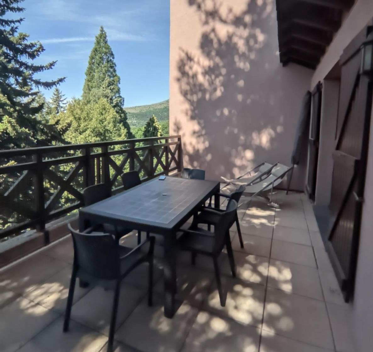 Cerdanya En Familia Montana Park Apartment Enveitg Luaran gambar